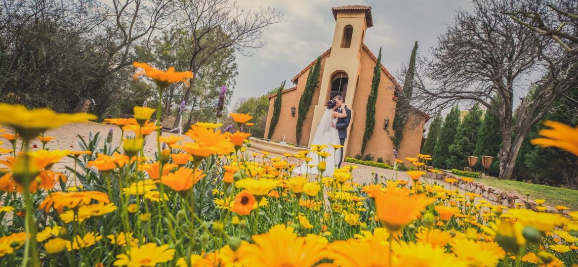 The Moon and Sixpence wedding photography by JC Crafford Photography