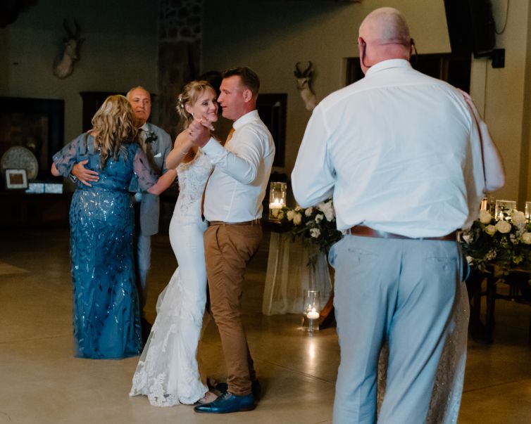 JC Crafford Wedding photography Mountainview Game Ranch JR-72