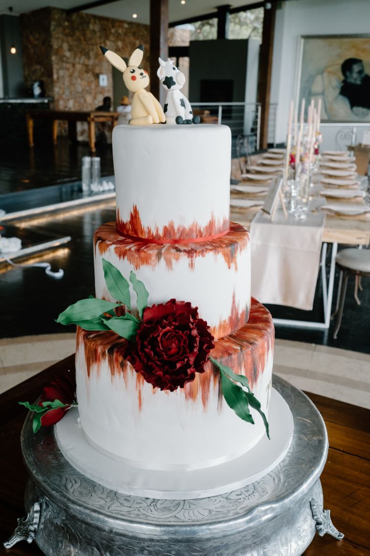 Claudio and Michaela Red Ivodry Wedding Photos-3