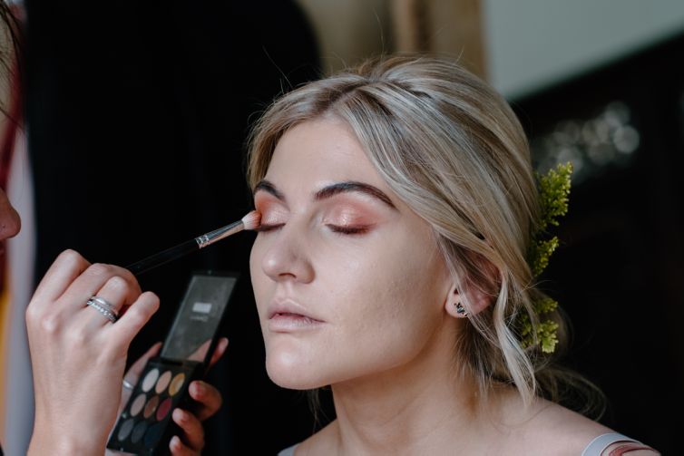 Claudio and Michaela Red Ivodry Wedding Photos-6