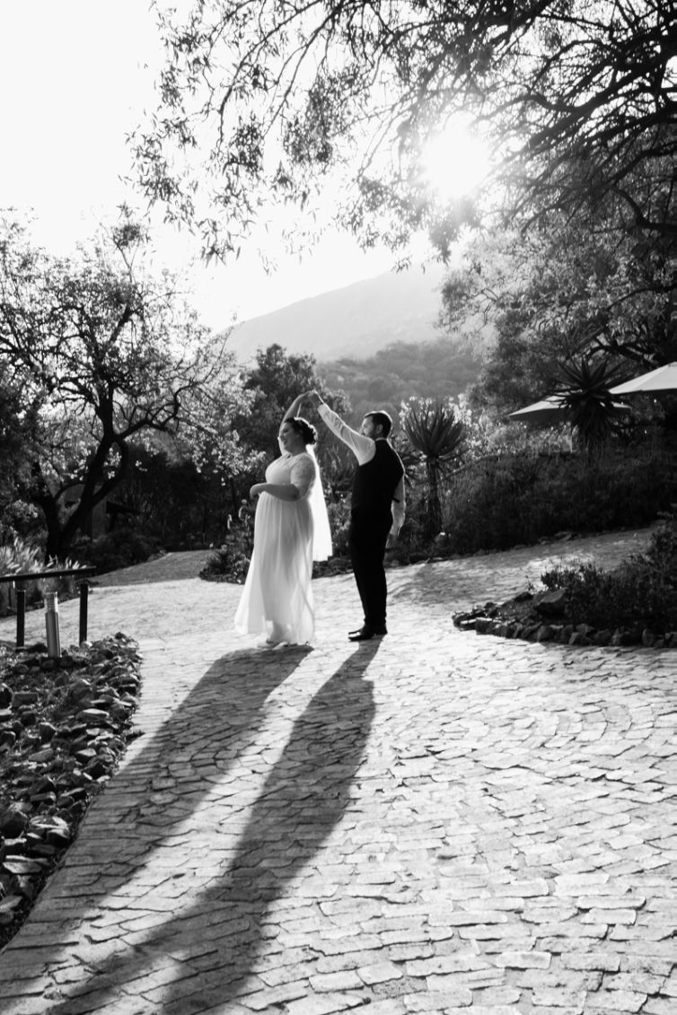 Red Ivory Wedding Photography